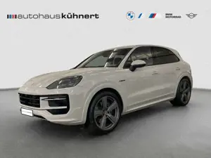 Porsche Cayenne E-Hybrid PanoSD HUD Bose 1. Hand ACC