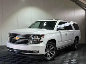Chevrolet Suburban *Premier*