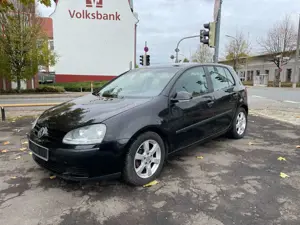 Volkswagen Golf *TRENDLINE*NAVI*KLIMA*SHZ*TÜV/AU 10/2027*