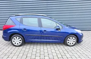 Peugeot 207 1.4 Ltr.-16V SW Tendance/Klima/Panorama-Dach Bild 4