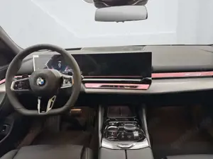 BMW 520 d xDrive Touring [M Sport Pro, HUD, AHK, ACC] Bild 5