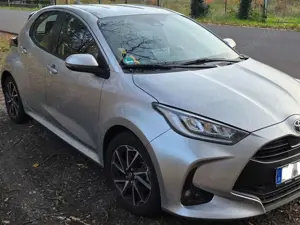 Toyota Yaris Toyota Yaris 1.5-l-VVT-iE Hybrid CVT Team D Bild 4