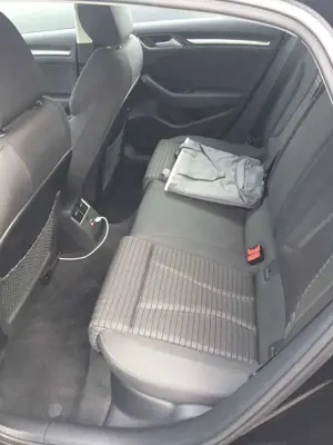 Audi A3 A3 Lim 2.0 TDI S tronic quatt. Ambiente Bild 4