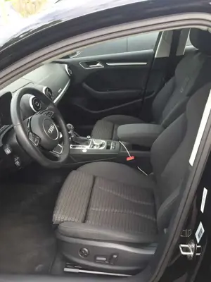 Audi A3 A3 Lim 2.0 TDI S tronic quatt. Ambiente Bild 5