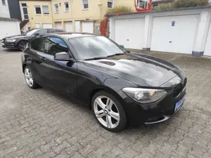 BMW 116 Automatik Klima 8 fach bereift getönte Scheiben
