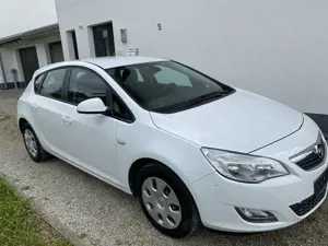 Opel Astra Selection Bild 3