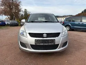Suzuki Swift Club 4X4*Klima*5-türig* Bild 2