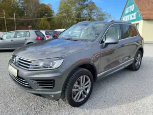 Volkswagen Touareg 3.0 V6 TDI 4x4/DSG/Stand+Lenkhzg/R-Line