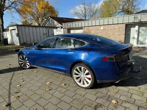 Tesla Model S Model S P85D 772PS SuC Motoren neu Autopilot AHK Bild 2