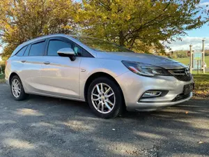 Opel Astra Astra Tourer Diesel 1.6 D S Tourer Bild 2