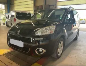 Peugeot Partner Tepee Allure ** Behindertengerecht-Rampe