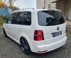 Volkswagen Touran R-Line 1T2 Tuning 19 Zoll Bild 2
