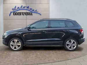 Skoda Karoq Style 1,5TSI AHK/Navi/LED/Standheizung Bild 2