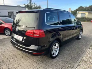 Volkswagen Sharan Comfortline BMT  *7 Sitzer* Automatik*Pano* Bild 4
