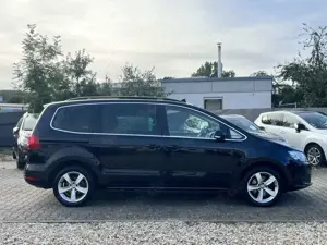 Volkswagen Sharan Comfortline BMT  *7 Sitzer* Automatik*Pano* Bild 3