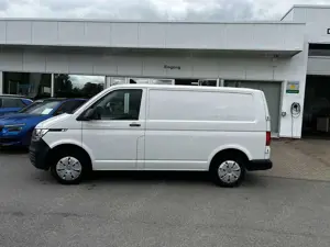 Volkswagen T6.1 Transporter Kasten 2.0 TDI KR Bild 2