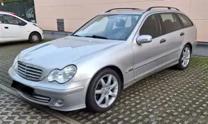 Mercedes-Benz C 220 CDI W203 - Facelift - 2. Hand - TÜV NEU - TOP