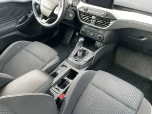 Ford Focus 1.0 EcoBoost, Cool  Connect Navi, Rückfahrkamera, Bild 3