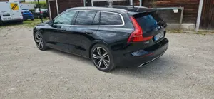Volvo V60 Komb AWD R-design T6 19Zoll, WR Bild 3