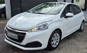 Peugeot 208 Active PDC Tempomat Bluetooth Klima 1.VH