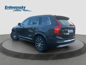 Volvo XC90 B5 Inscription AWD/7-Sitzer/Pano/AHK/Kamera Klima Bild 2