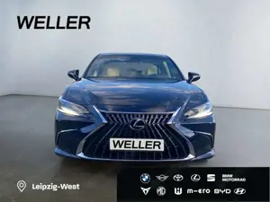 Lexus ES 300 EU6d h Luxury Line *HUD*360°*Pano*ACC*PDC* Bild 2