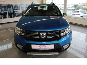 Dacia Sandero Stepway Prestige,Nur 16.784 Km,Top-Zustand Bild 2