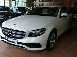 Mercedes-Benz E 200 E 200 d 9G-TRONIC Avantgarde Bild 2