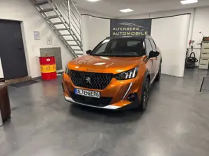 Peugeot 2008 GT Pack LED Kamera DAB CarPlay Sitzhzg. ACC