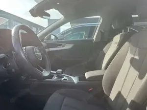 Audi A4 Avant 35 TDI, NP: 55.000 € Bild 5