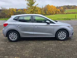SEAT Ibiza Style 1.6 TDI/PDC/KAMERA/KLIMA/GRA/ALU Bild 4