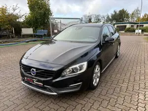 Volvo V60 Kombi Momentum 2.0D Autom Navi Bild 3
