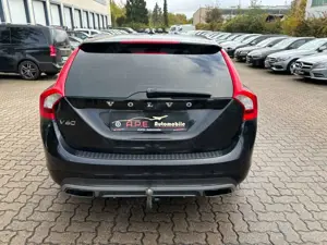 Volvo V60 Kombi Momentum 2.0D Autom Navi Bild 5