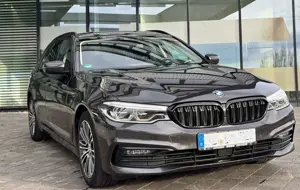 BMW 520 5er Touring Diesel 520d Touring Aut. Sport Line