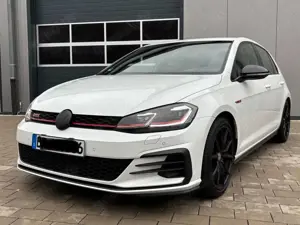 Volkswagen Golf VII Lim. GTI Performance LED/CarPlay/18zoll