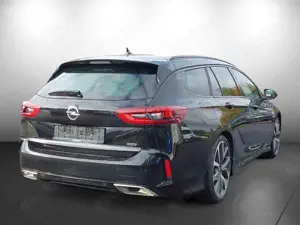 Opel Insignia GSi 4x4 2.0  T AT*Panorama*IntelliLux Bild 3