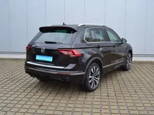Volkswagen Tiguan 2.0 TDI 190 PS 4M DSG VOLL/R-Line HL/AHK/PANORAMA Bild 3