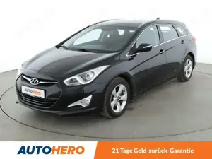 Hyundai i40 1.6 FIFA World Cup Edition*NAVI*CAM*PDC*SHZ*TEMPO*