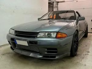Nissan Skyline R32 GTR