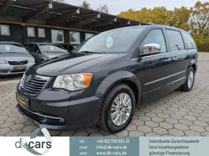 Lancia Voyager Gold 2.8 CRD 7 Sitze Xenon Mit-Garantie