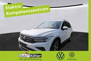 Volkswagen Tiguan Life eHybrid Black/Pano/ACC/AHK/LED/Virt