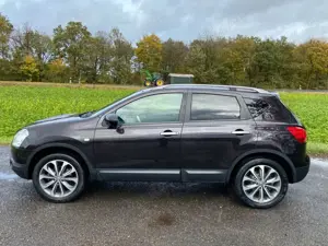 Nissan Qashqai I-Way 1.6 Klimaauto Navi AHK Pano Bild 2