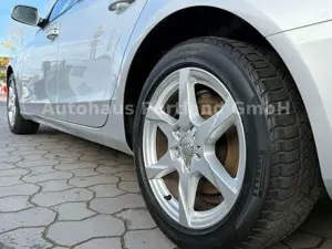 Audi A4 Lim. Attraction/PDC/17 Zoll/Isofix Bild 5