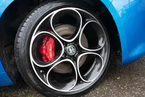 Alfa Romeo Giulia Competizione MY23 2.0 Q4 vom AR Vertragshändler Bild 5