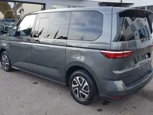 Volkswagen T7 Multivan Life*DSG*AHK*7-SITZER*LHZ*SHZ*REAR VIEW*LED*PDC* Bild 4