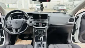 Volvo V40 Kinetic Bild 5