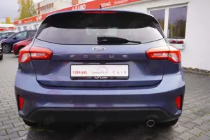 Ford Focus 1.0 EcoBoost LED ACC Kamera Navi Ford SYNC Bild 4