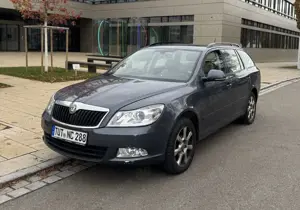 Skoda Octavia Combi 1.6 TDI DPF DSG Classic