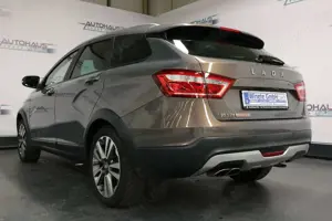 Lada Vesta Cross 1.6 *Automatik*KAMERA*PDC*SHZ*Klimaaut*u.v.m Bild 4