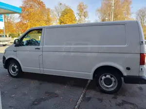 Volkswagen T6 Transporter Transporter T6 TDI BMT DSG Lang Bild 4